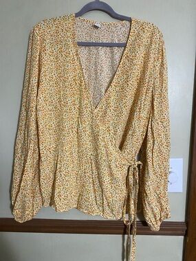 Old Navy Orange Floral Wrap Top